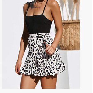 NWOT ZARA Leopard Waist Ruffle Wrap mini skirt